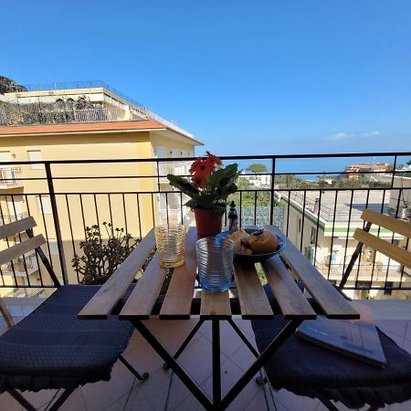 Sara Blu Apartment Sorrente Extérieur photo